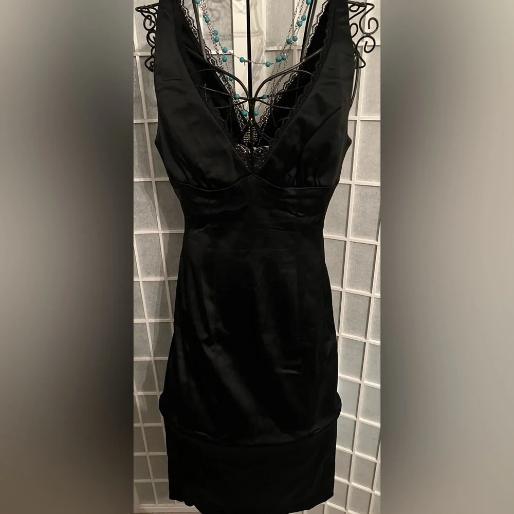 BEBE Slim Sexy V Neck Satin Midi Dress NWT - Picture 4 of 12